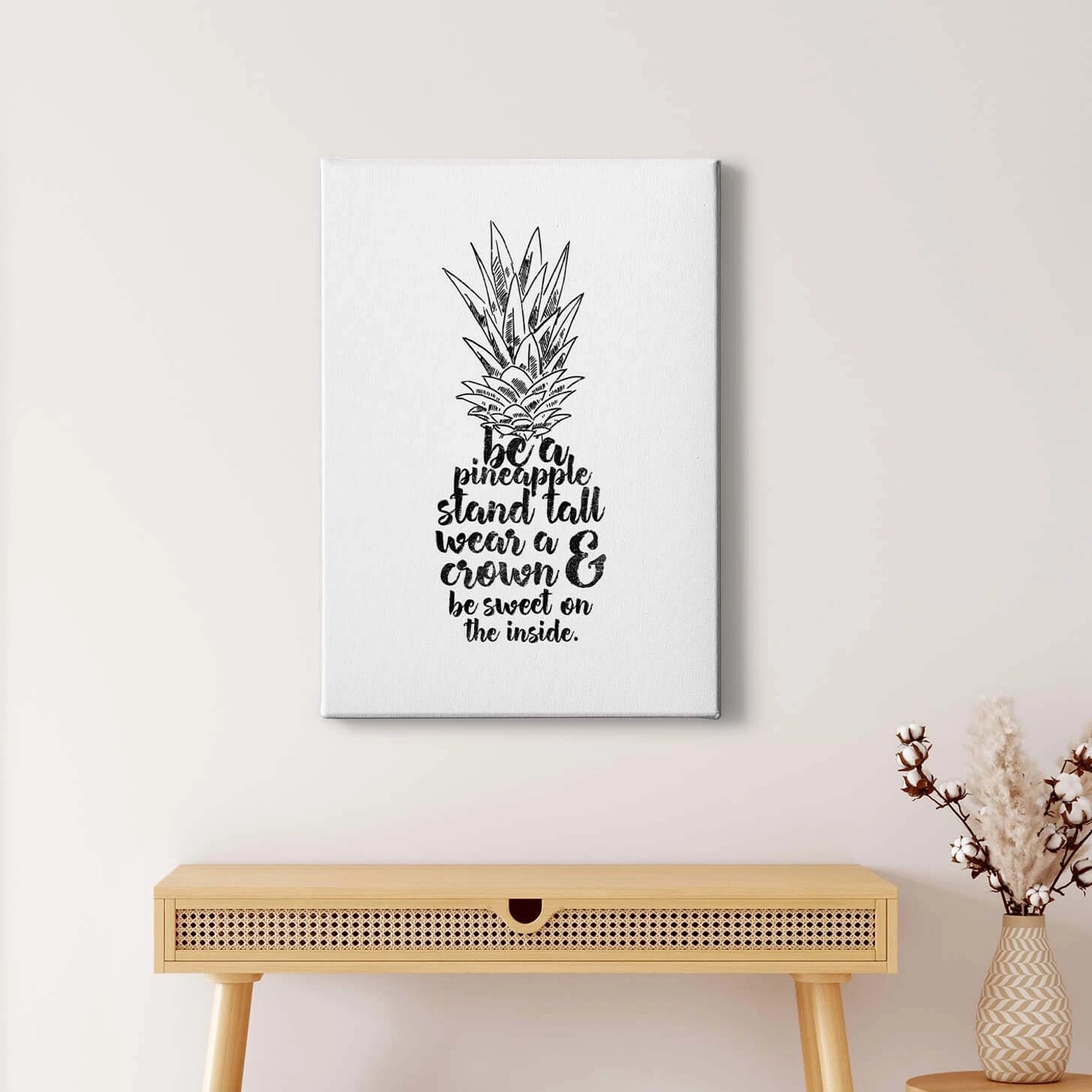 Bricoflor Cooles Ananas Bild Für Jugendzimmer Und Schlafzimmer Modernes Leinwand Bild Mit Spruch Schwarz Weiß Bild Im Hochformat Für Teenager