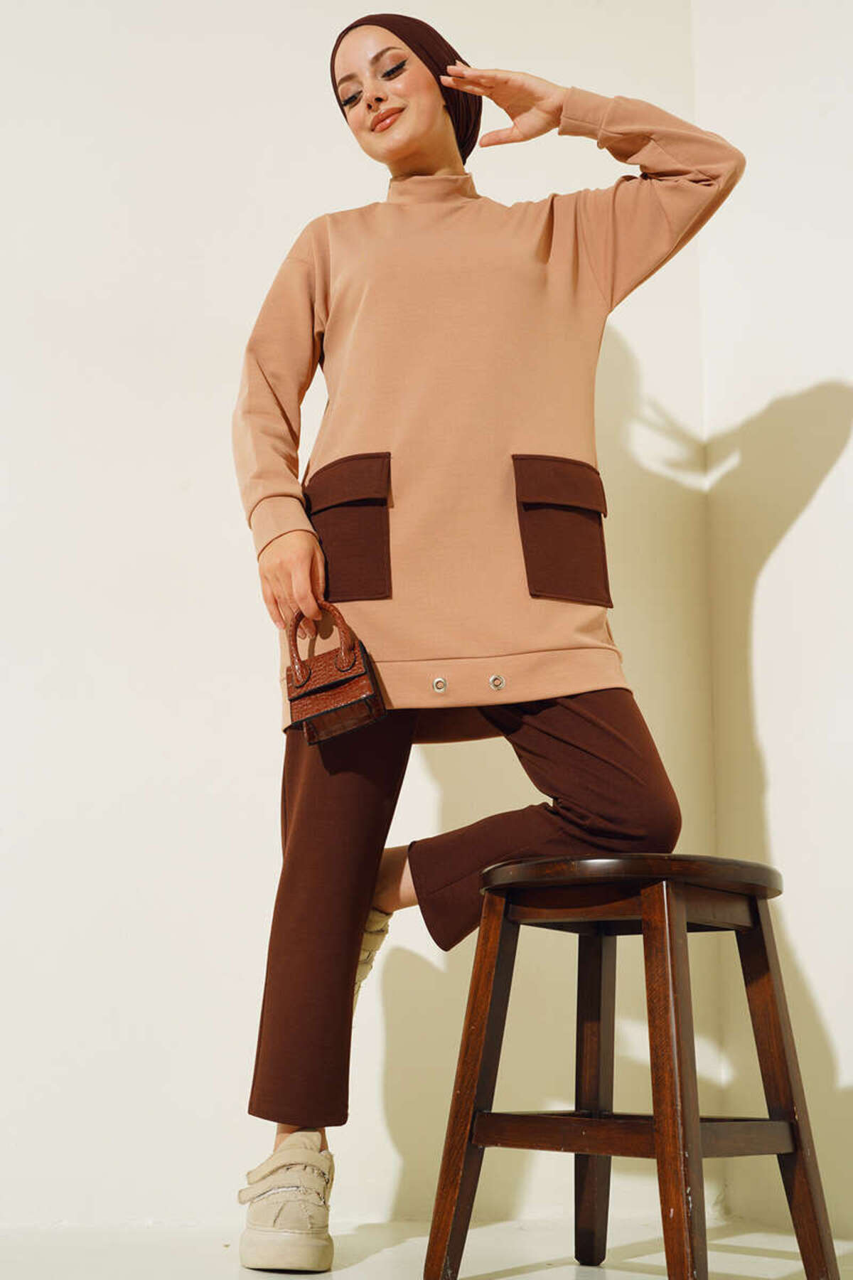 VOLT CLOTHİNG Zweiteiliger Anzug Mit Verschiedenfarbigen Taschen für Damen - 42