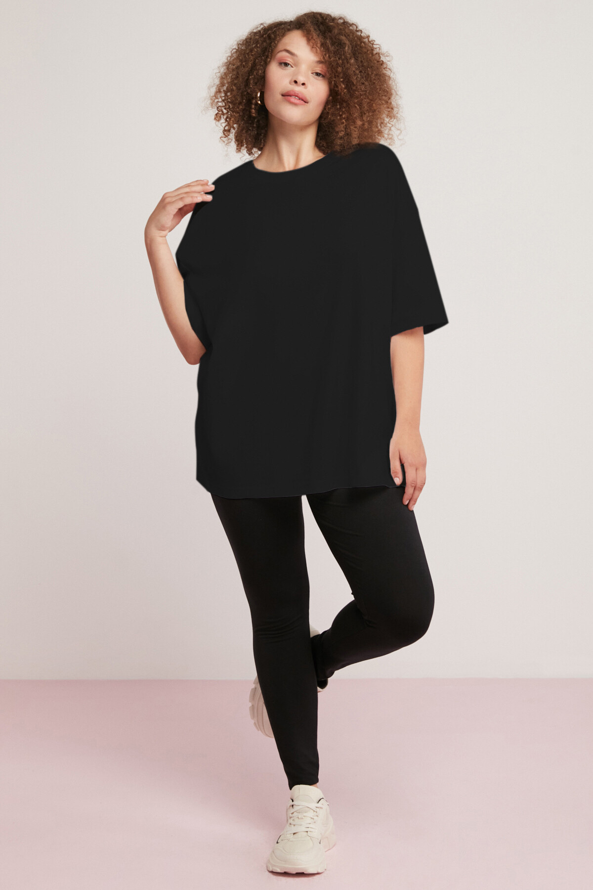 ETHIQUET Gabrıelle T-shirt Mit Rundhalsausschnitt, Übergröße, Einfarbig, Schwarz, Übergröße für Damen - 5XL