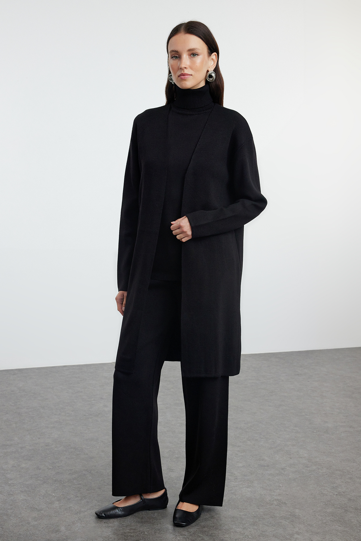 Trendyol Collection Set Aus Schwarzen Strickblusen, Strickjacken Und Hosen – für Damen - S