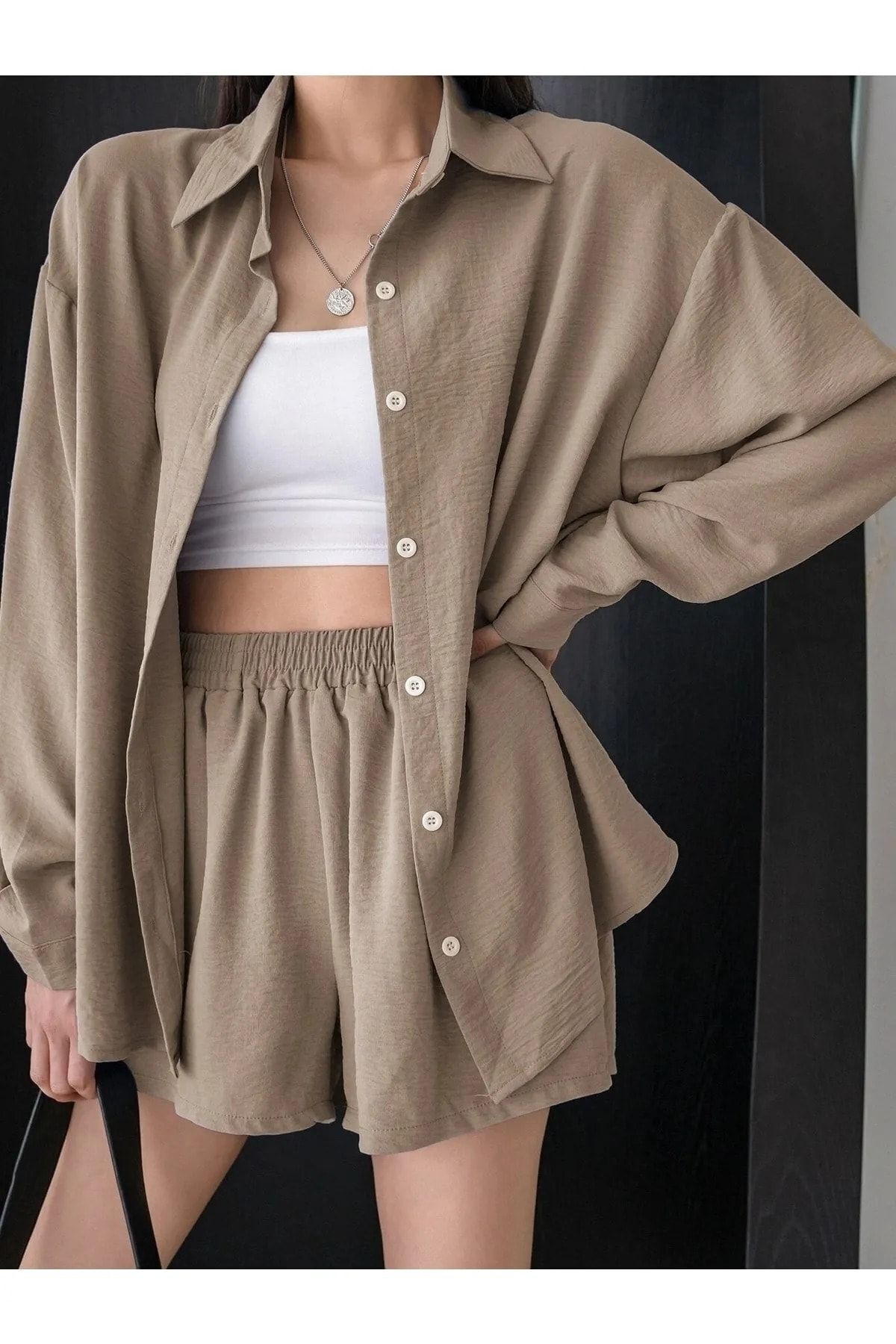 Know Anzug In Nerzbeige Mit Aerobin-unterteil, Hemd Und Shorts, Übergröße für Damen - 34