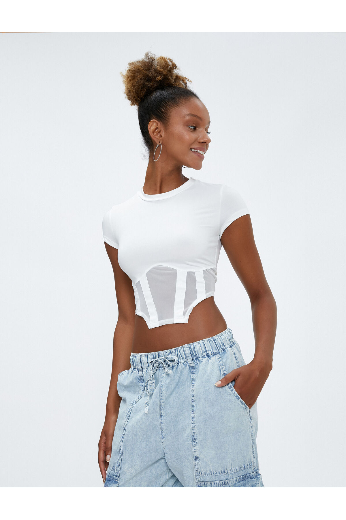 Koton Crop T-shirt Mit Rundhalsausschnitt Und Schmaler Passform Im Korsett-look für Damen - S