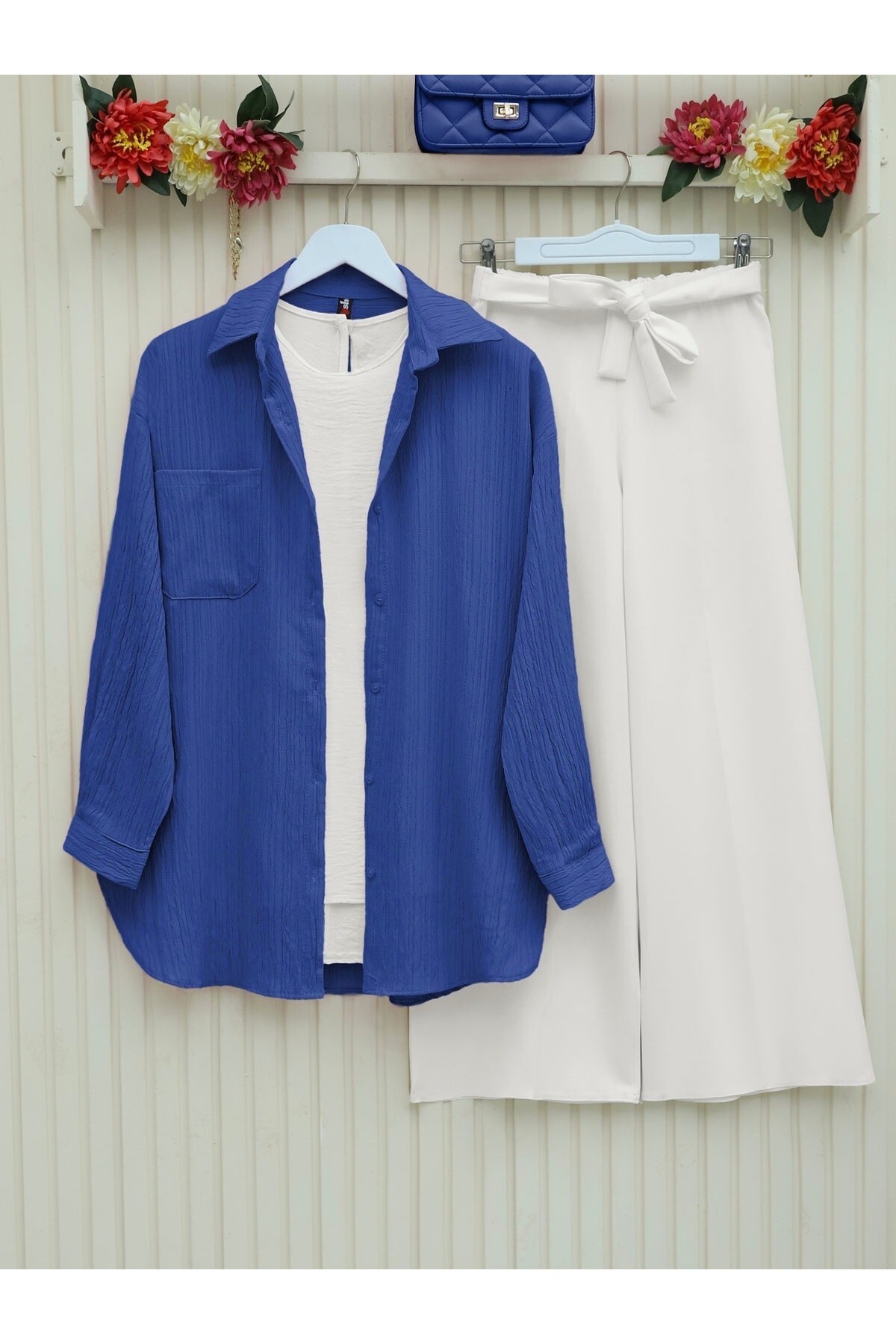 Modamorfo Crinkle-hemd Mit Knopfkragen Und Einer Tasche – Saxophon für Damen - Standard