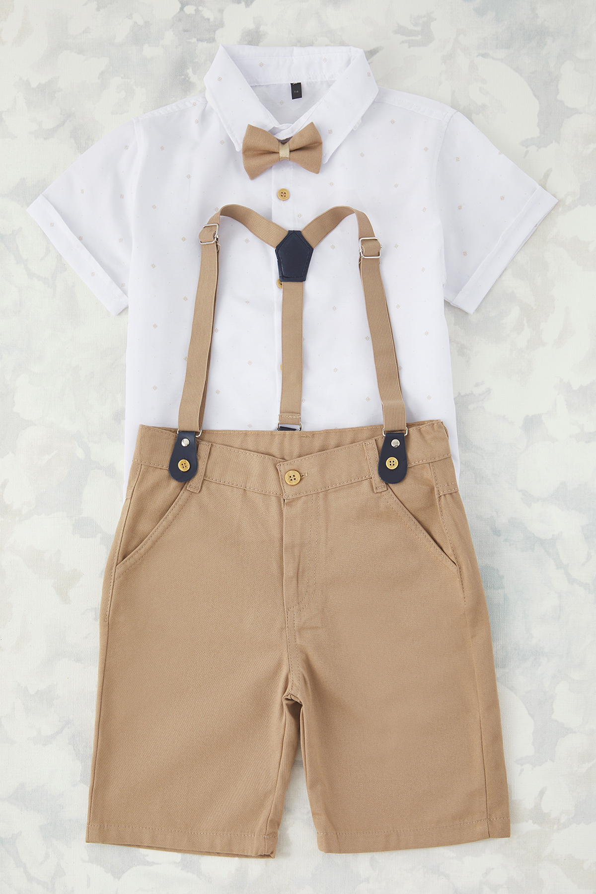 TRENDYOLKIDS Kamelfarbener, Einfarbiger, Gewebter Unterteil-oberteil-anzug für Herren - 8–9 Jahre