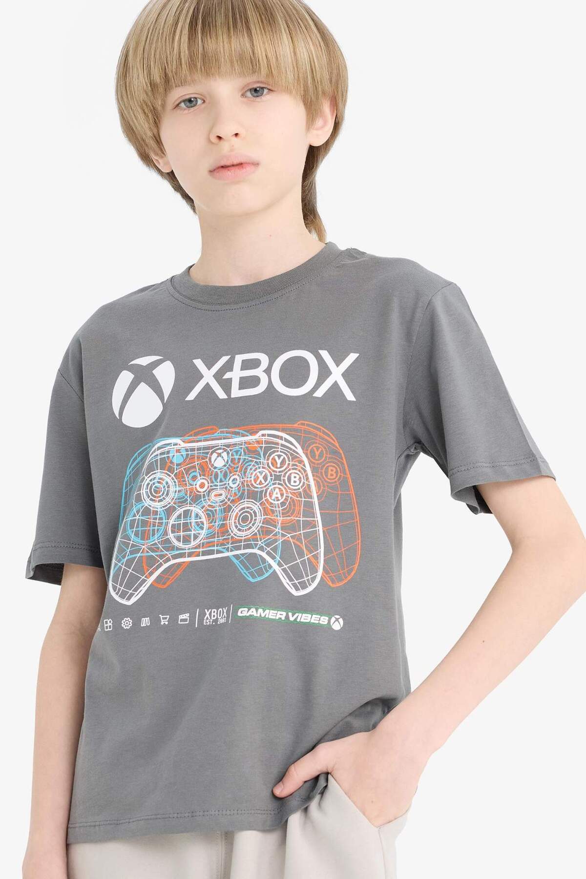 DeFacto Jungen Xbox Crew Neck Kurzarm T-shirt E4828a825sm für Herren - 11–12 Jahre