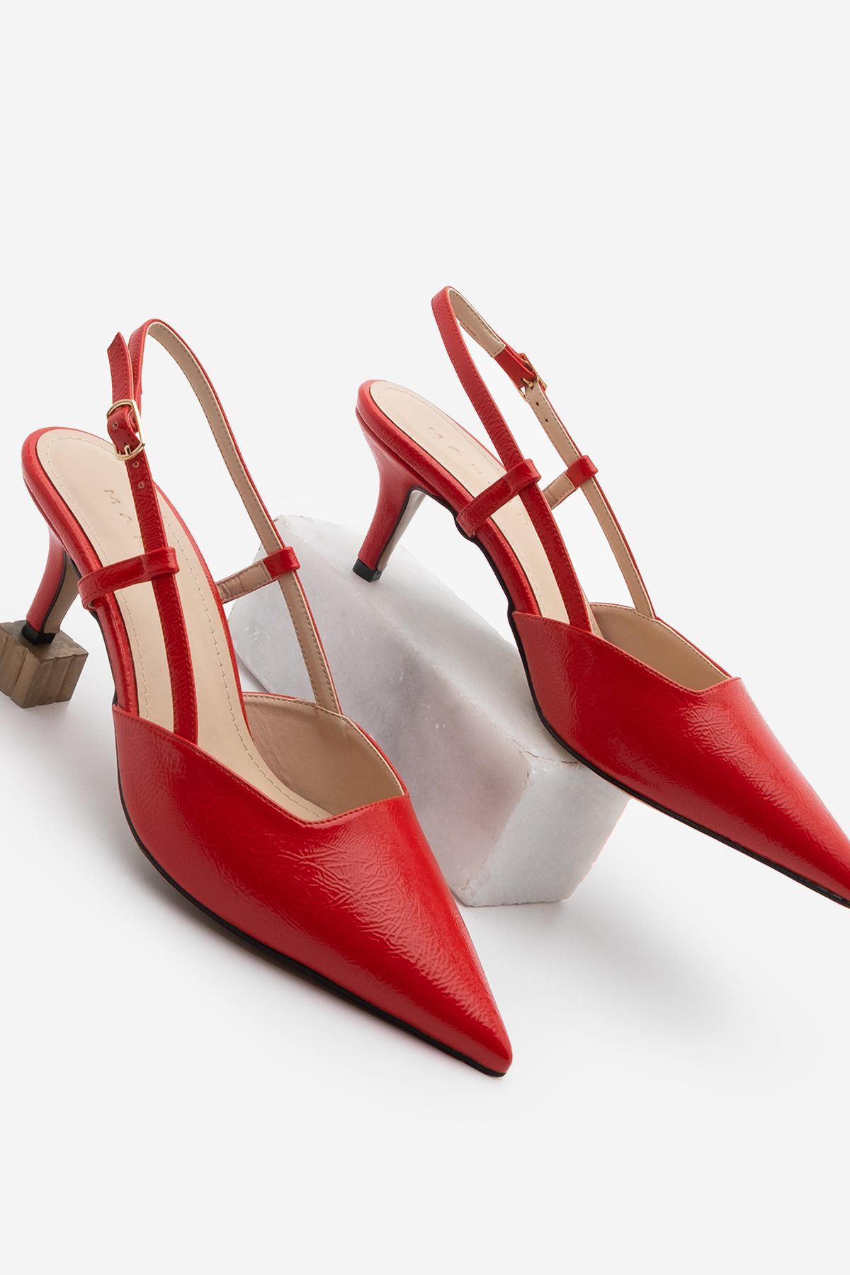 Marjin Stiletto-schuhe Mit Spitzer Zehenpartie Und Offenem Absatz, Verani-schuhe Aus Rotem Lackleder - 38