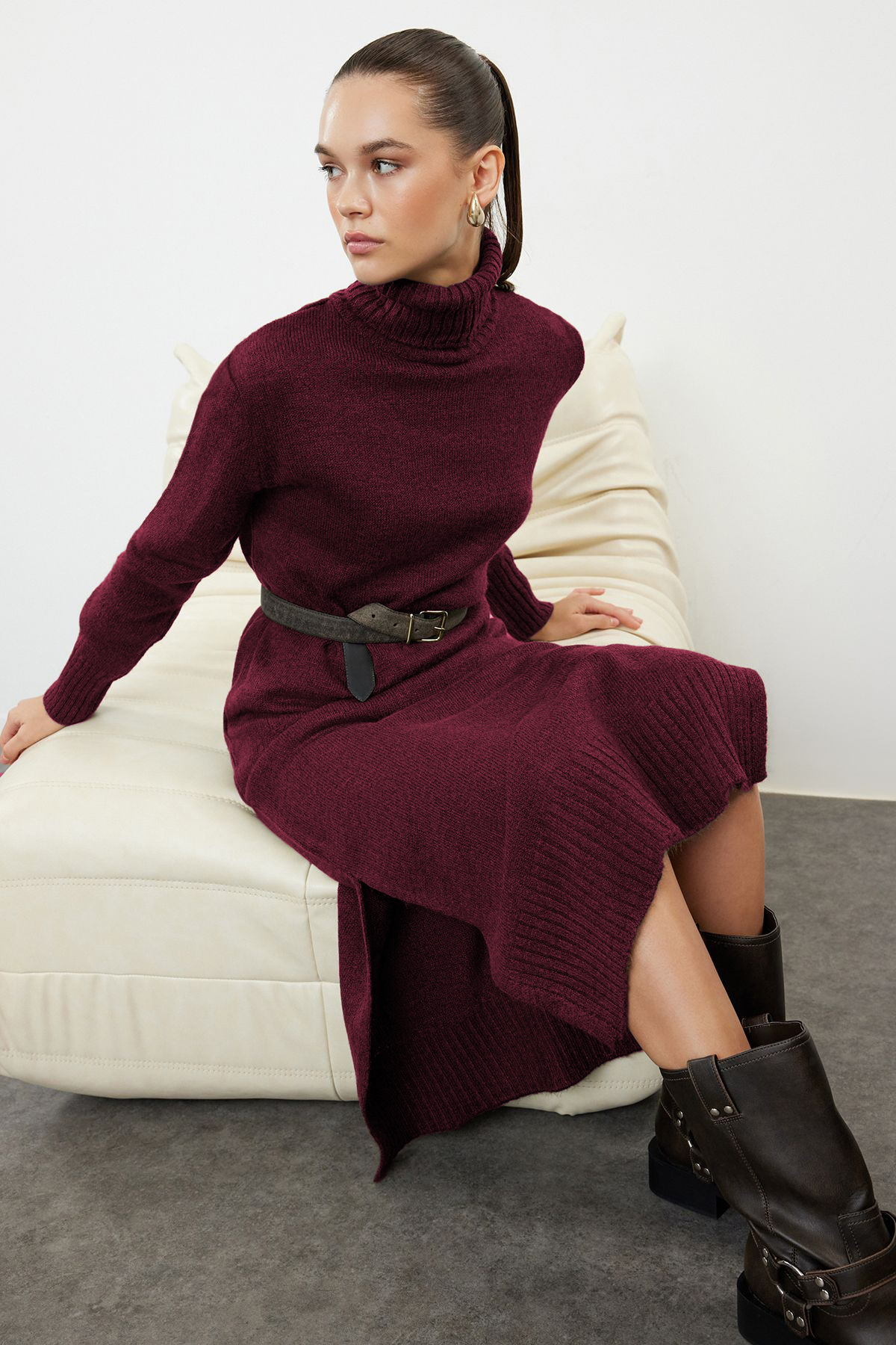 Trendyol Collection Burgunderrotes, Gerades, Nicht Sichtbares Midi-midi-strickkleid Mit Weitem Schnitt Und Weichem, Strukturiertem Strickkleid für Damen - M