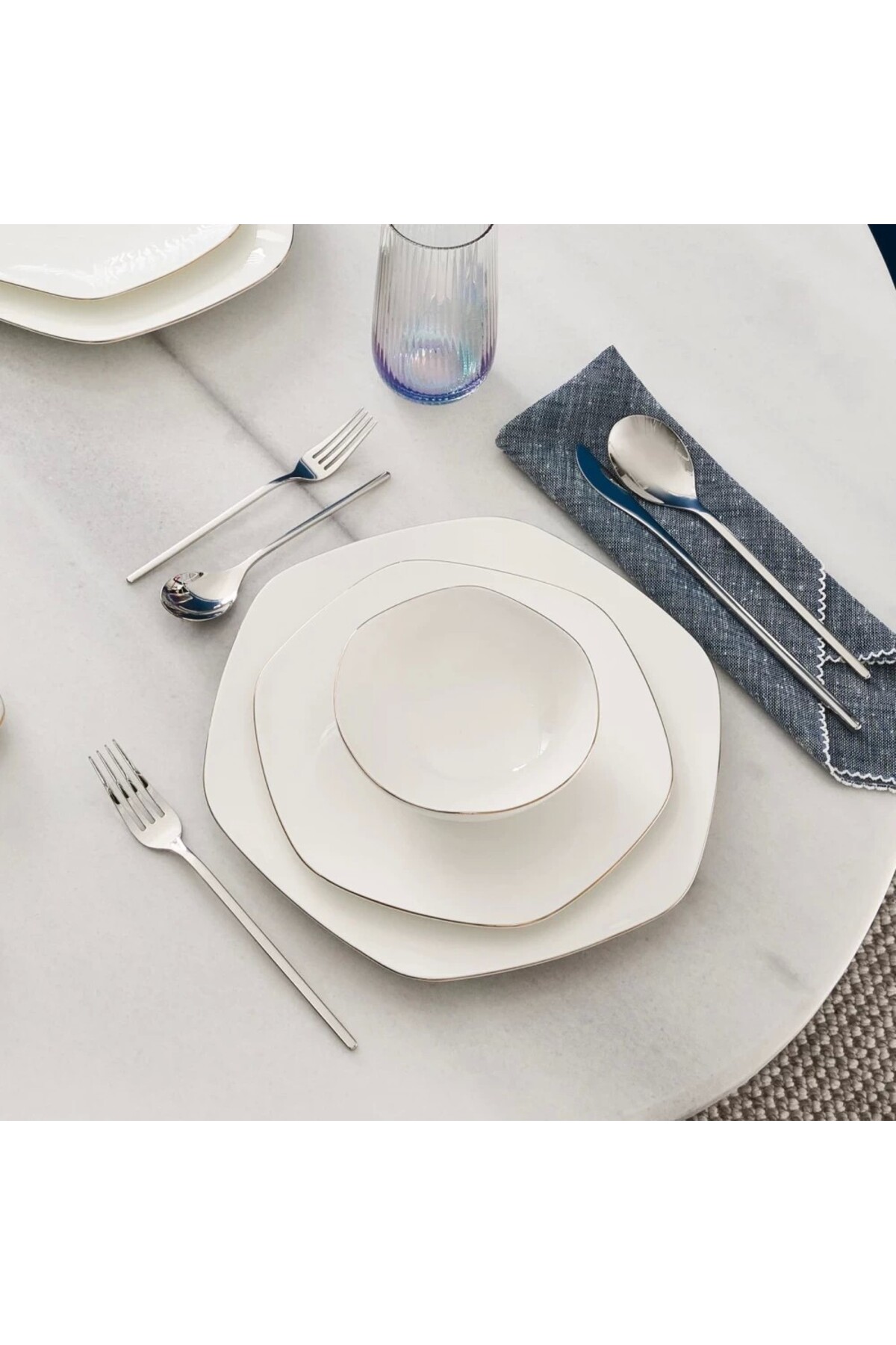 Karaca Karaca Fine Pearl Extra Hexagon Tafelservice Für 12 Personen, 61-teilig, Gold - One Size