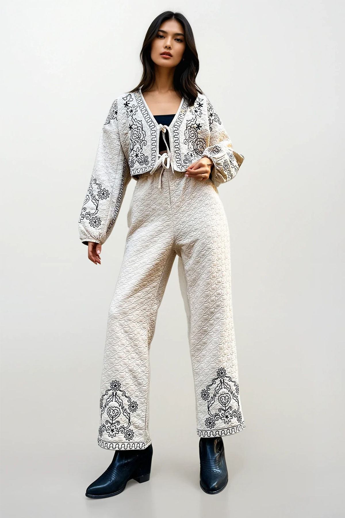 Trend Alaçatı Stili Cremefarbenes, Ethnisch Besticktes Jacken- Und Hosen-set – Gebundene Textur für Damen - S