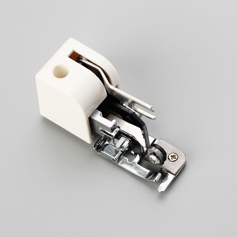 Seitenschneider-Nähfuß, 1 Stück Universal-Overlock-Nähfüße Nähmaschinenfüße-Befestigungszubehör für die meisten Nähmaschinen mit niedrigem Schaft