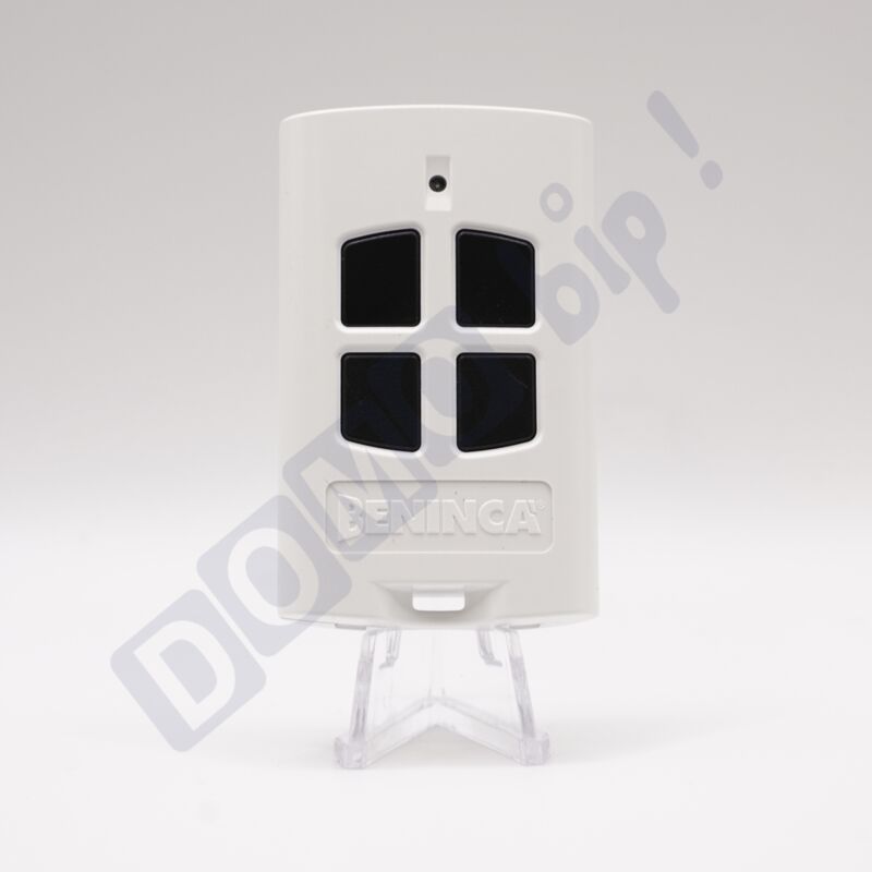 To.go 4 ak - 4-Kanal Fernbedienung 433,92 MHz für Tor/Garage - Dual Coding ARC/Rolling Code - Kompatibel mit ONE.2WO / ONE.2WB / ONE.2WI / ONE.4WB