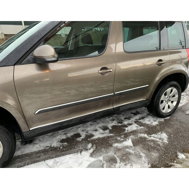 Skoda Yeti - CHROM-SEITENTÜRLEISTEN