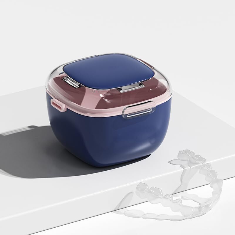 Transparente Prothesenbox mit herausnehmbarem Spülkorb, ideal zum Reinigen, Einweichen und Aufbewahren von Prothesen, Mundschutz und