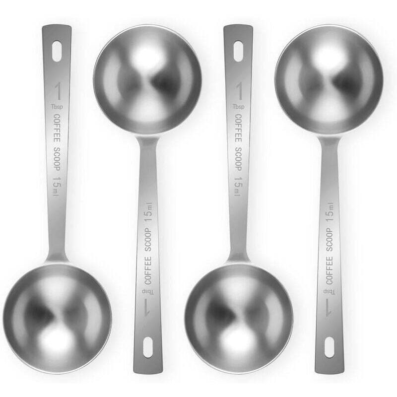Un ensemble de 4 cuillères à café à long manche en acier inoxydable (1 cuillère à soupe, 15 ml), adaptées au café moulu, au thé en vrac et au café en
