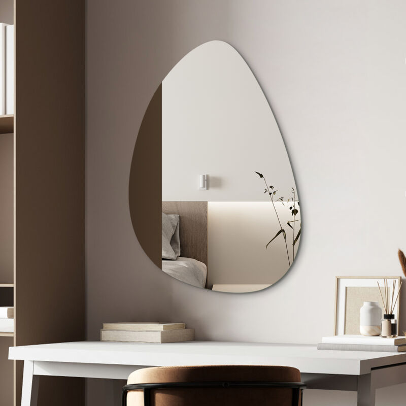 Boromal - Unregelmäßiger Wandspiegel 65x90cm Spiegel mit Rahmenloses, Groß Unregelmäßiger Wandspiegel Schminkspiegel für Wohnzimmer, Ankleidezimmer,