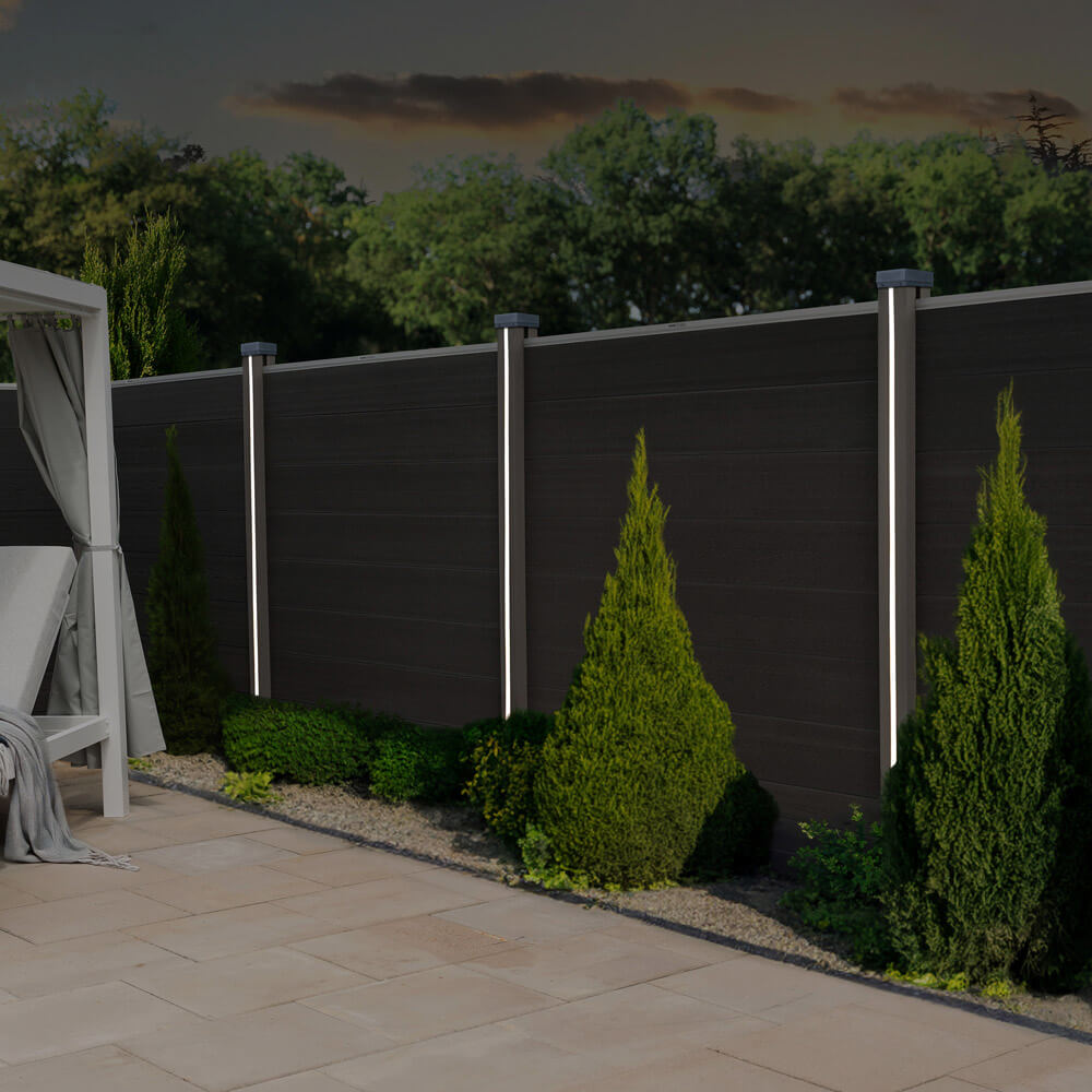 Home Deluxe Tasseau à rainures avec éclairage solaire LED DINA DELUXE - 10 pièces