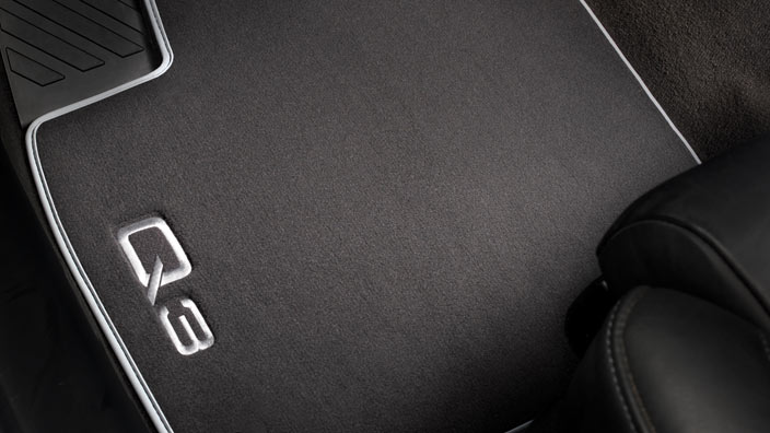 4x Original Audi Premium Velours Textil Fußmatten Matten SET für Audi Q3