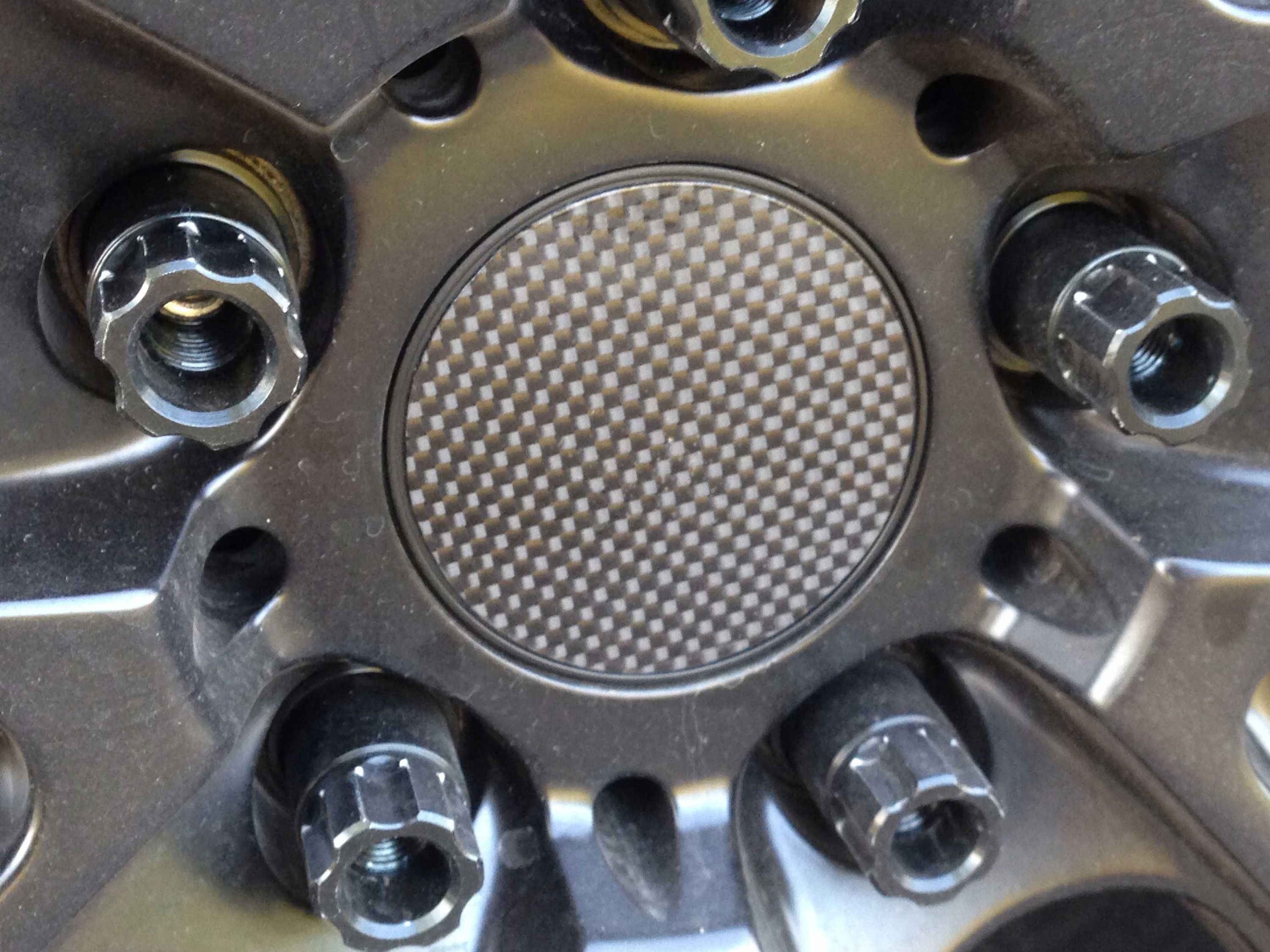 4x Alufelgen Felgen Naben Deckel Design Folie Carbon Schwarz viele Fahrzeuge