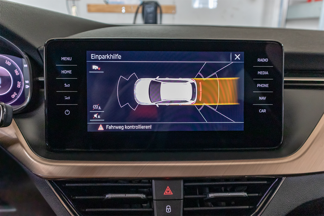 Komplett-Set Park Pilot Front + Heck für Skoda Kamiq NW4