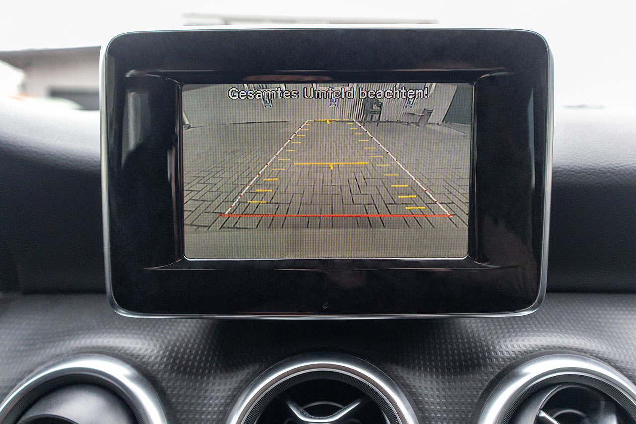 Komplettset Rückfahrkamera Code 218 für Mercedes Benz A-Klasse W176