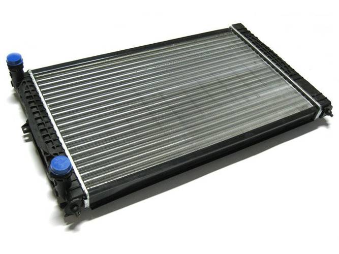 Wasserkühler Motorkühler Motor 1.6l 1.8l 1.9 TDI für Audi A4 B5 A6 4B C5