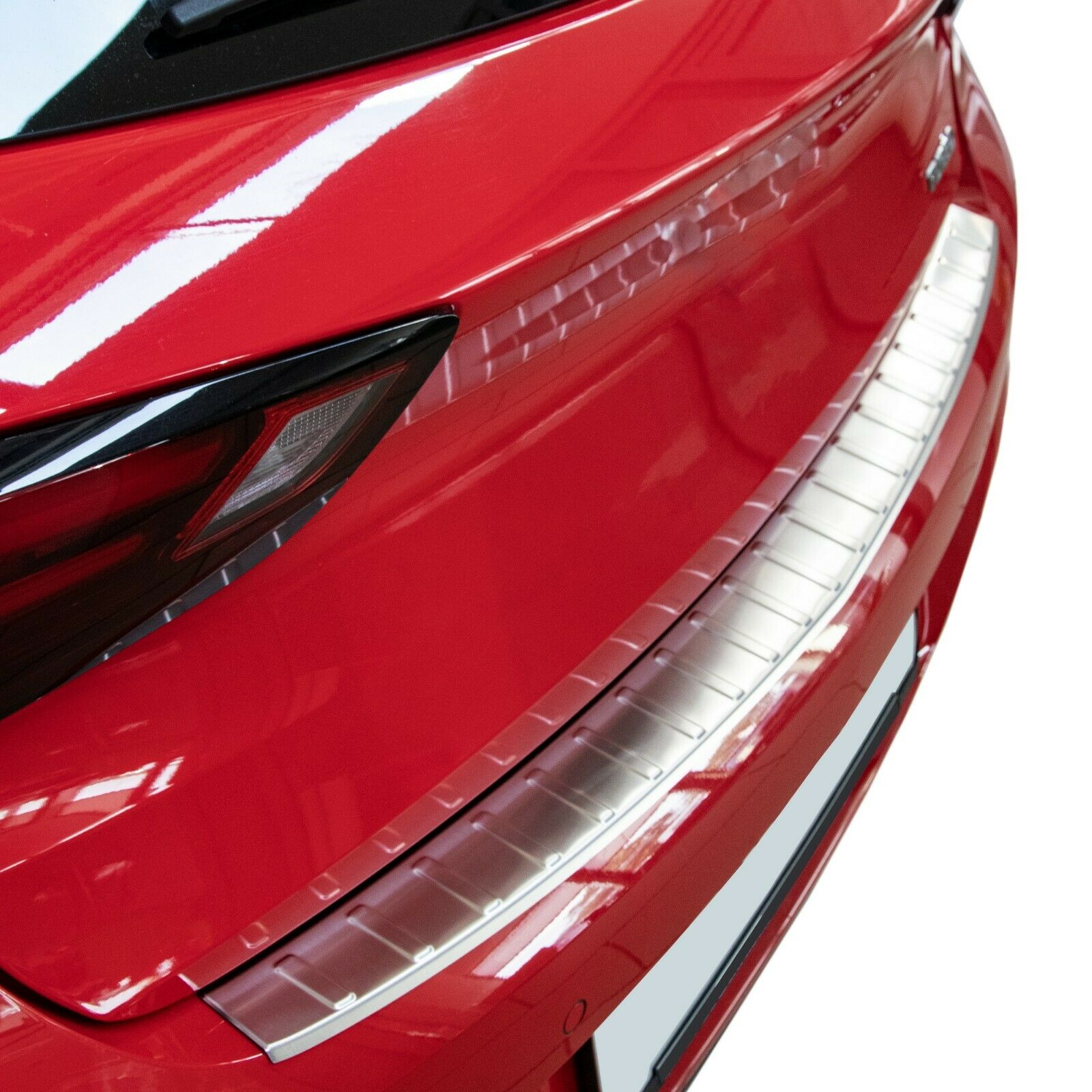 MIT ABKANTUNG LADEKANTENSCHUTZ MATT für Opel Astra K Schrägheck ab 2015-