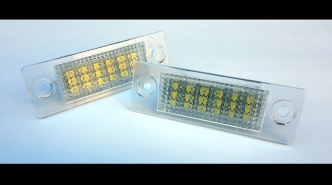 2x LED PREMIUM Kennzeichenbeleuchtung SMD für VW T5 V Golf 5 Plus Passat 3BG B5 Limo Touran 1T Caddy 2K Superb 3U