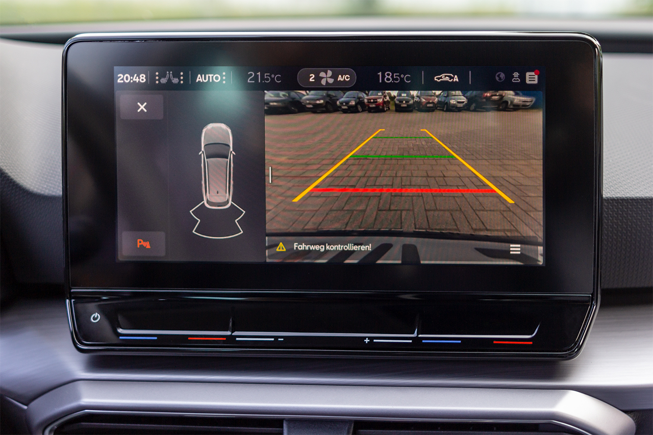 Original Kufatec Komplett- Set Nachrüstung Rückfahrkamera + Kabelbaum für Seat Leon KL