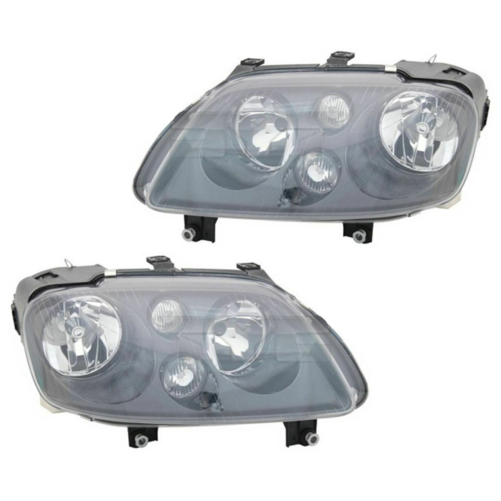 Komplettes Nachrüst- Scheinwerfer Set in Schwarz für VW Touran 1T / Caddy III 2K