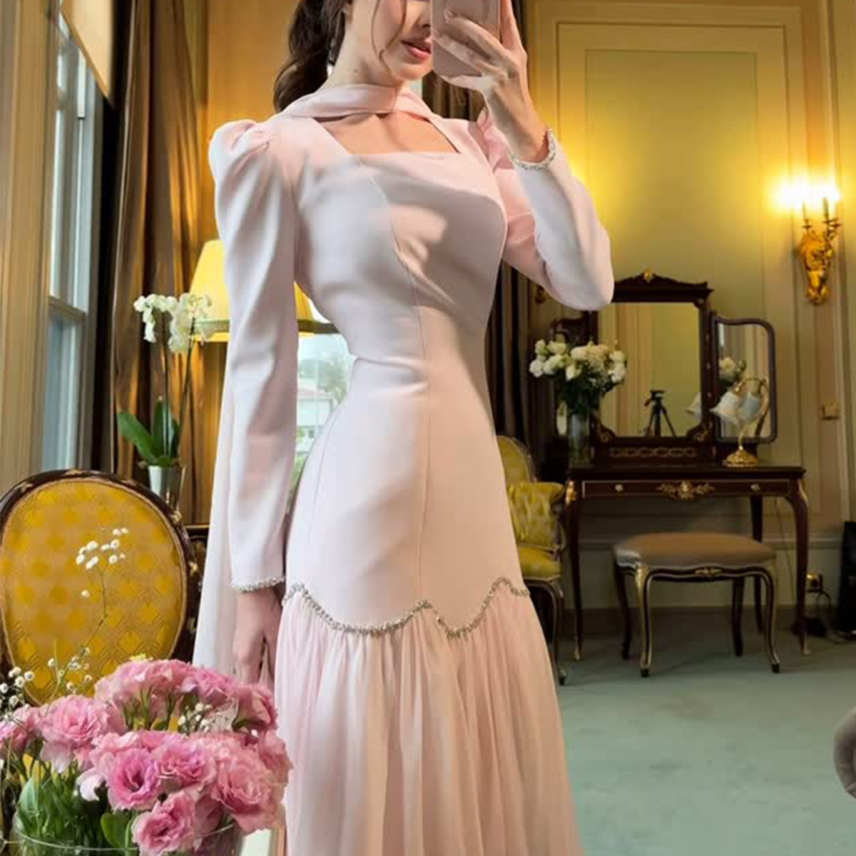 Women's Clothing Spring New Hand Studded Diamond Ribbon Design Long Sleeved Ladies Slim Dress