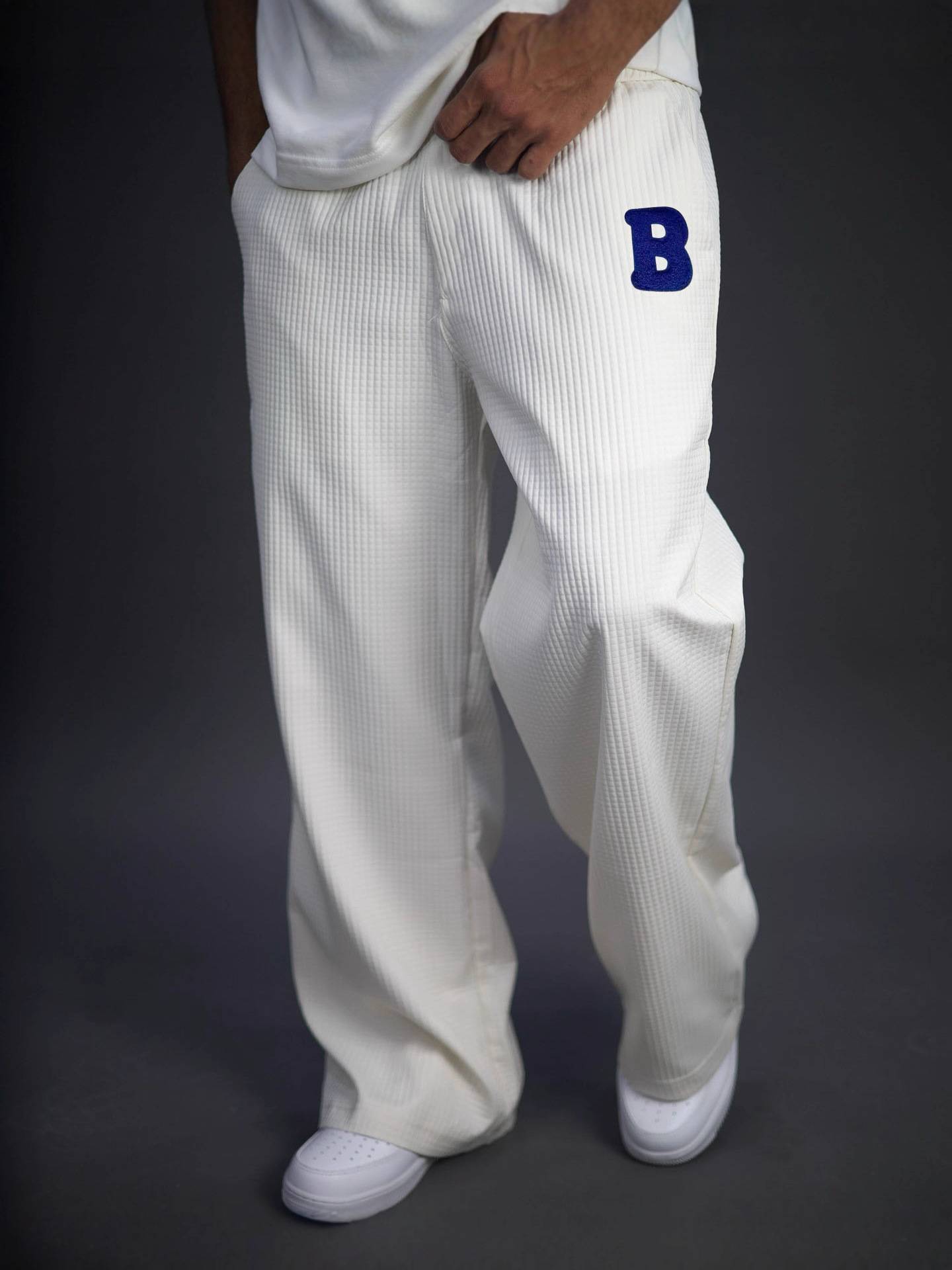 Herrenbekleidung – Fleecegefütterte Jogginghose – Relaxed Fit Jogginghose mit geradem Bein und tiefem Schritt für lässige Winterkleidung