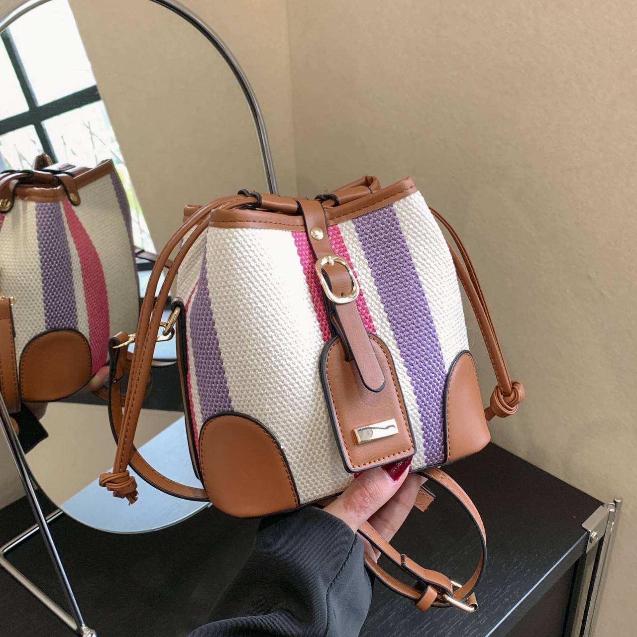 Bucket bag, shoulder bag, 2024 new trendy contrasting color small bag, Instagram youth bag, casual bag, fashionable summer women's bag