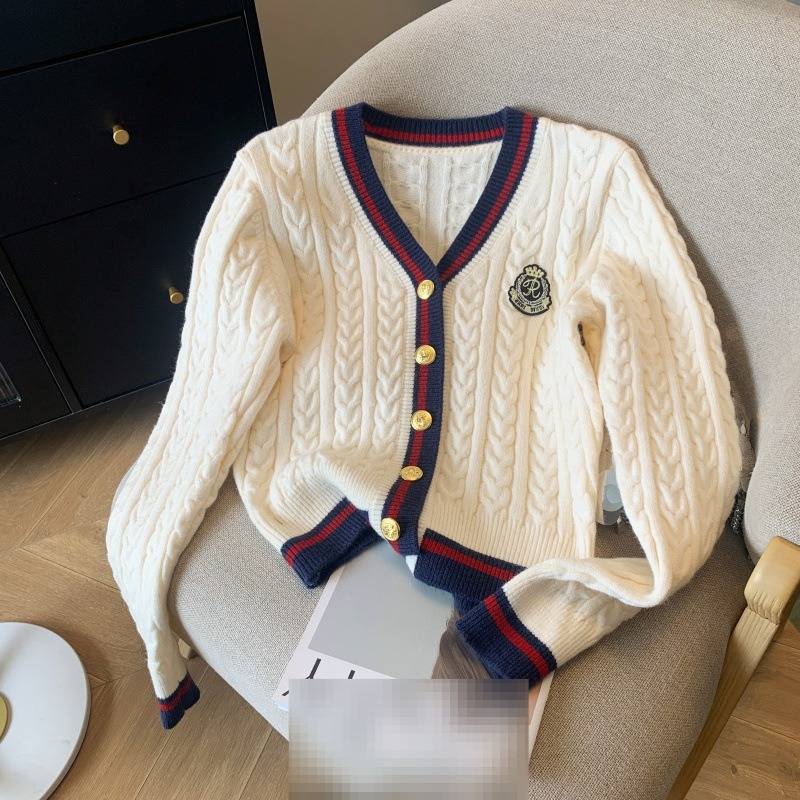 Damenbekleidung V-Ausschnitt Strickjacke – College-inspirierter Kurzpullover für Damen'​​