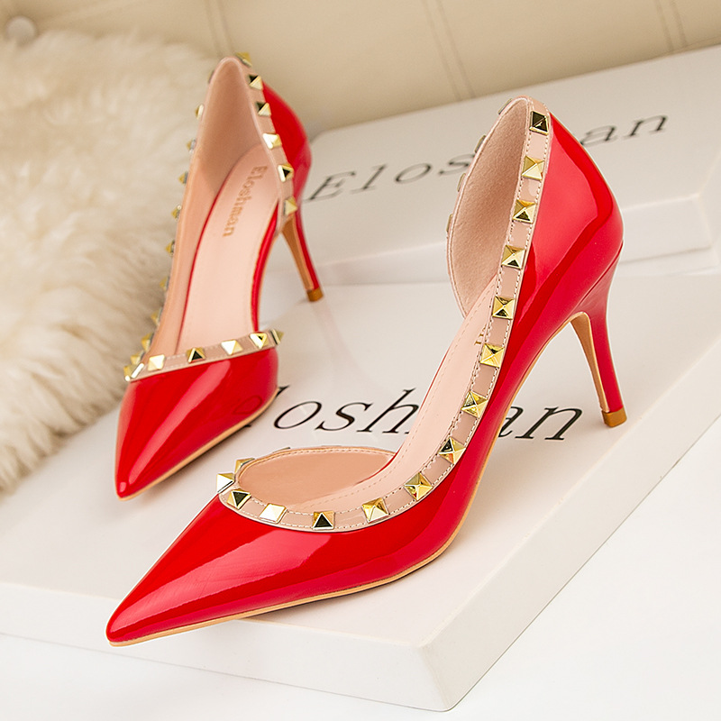Korean Fashion V Home Rivets Stiletto High Heels Slim Shallow Mouth Pointy Toe Sexy Side Hollow Women's Singles Shoes