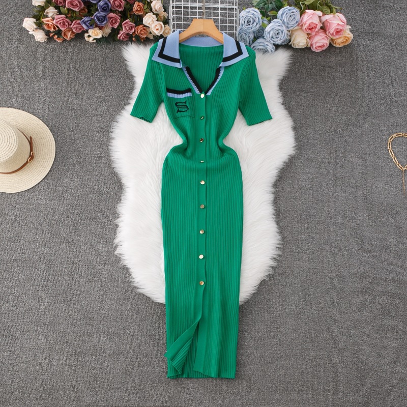 Damenbekleidung Kontrastfarbe Polokragen Pulloverkleid Mode Tasche Hüfte Langer Rock Kurzarm Stickerei Strickkleid