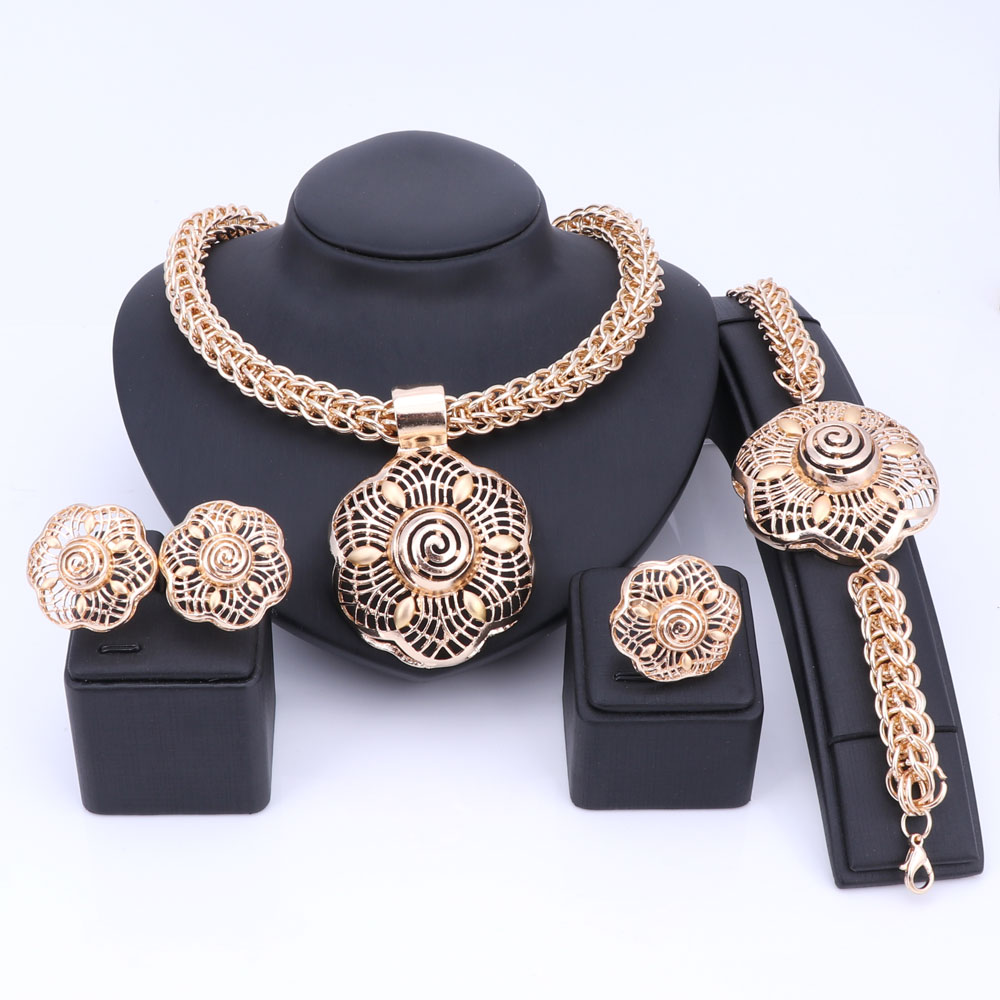 Nigerian Wedding Woman Accessories Jewelry set Wholesale Big Statement Brand Jewelry set Dubai Gold Color Jewelry Set