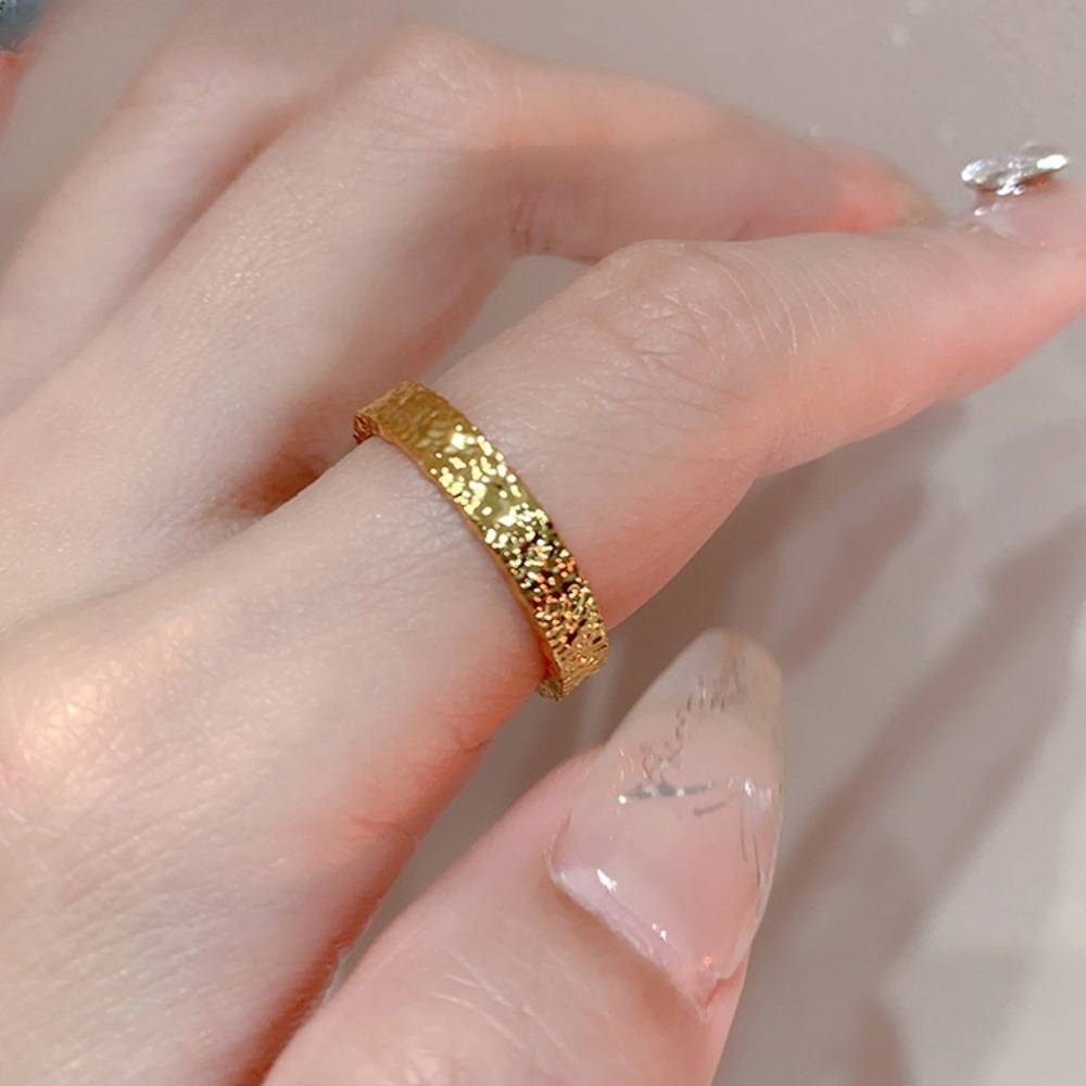 Super shiny crushed ice ring Fashionable and light luxury personality plated ring Classic stacking women's popular ring
