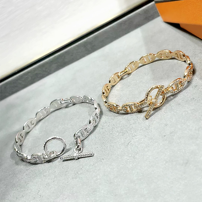 Designer's Seiko Diamond Embedding Exquisite Pig Nose Bracelet Bracelet Full Diamond Female Bracelet Bracelet Bracelet Light Luxury Jewelry