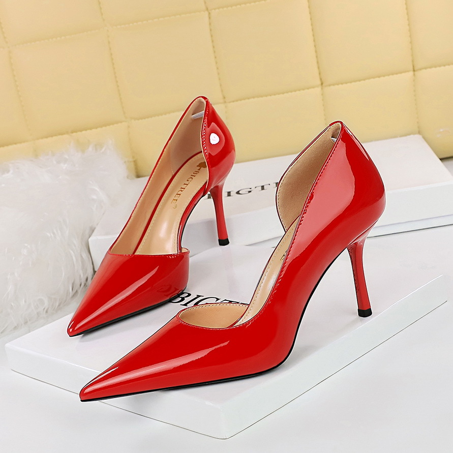 8236 style fashionable and minimalist heels women's shoes, thin high heels, shallow mouth, pointed side hollowed out