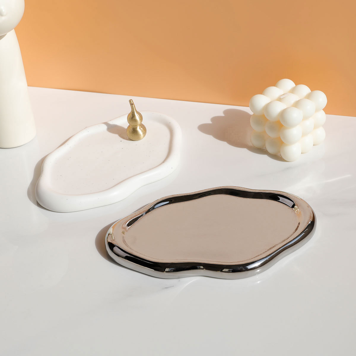 Cloud-Shaped Ceramic Tray - Minimalist Decorative Plate For Dining Jewelry Storage & Home Decor - Multi-Purpose Serving Dish​