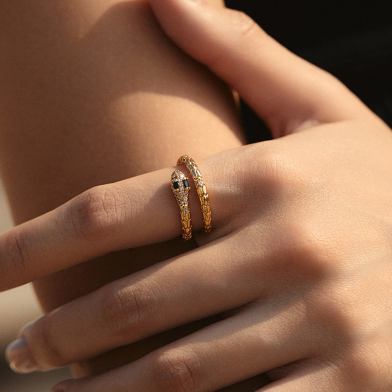 2025 NEW snake shaped index finger ring copper plated with K real gold color preserving super shiny inlaid zircon personalized animal element ring