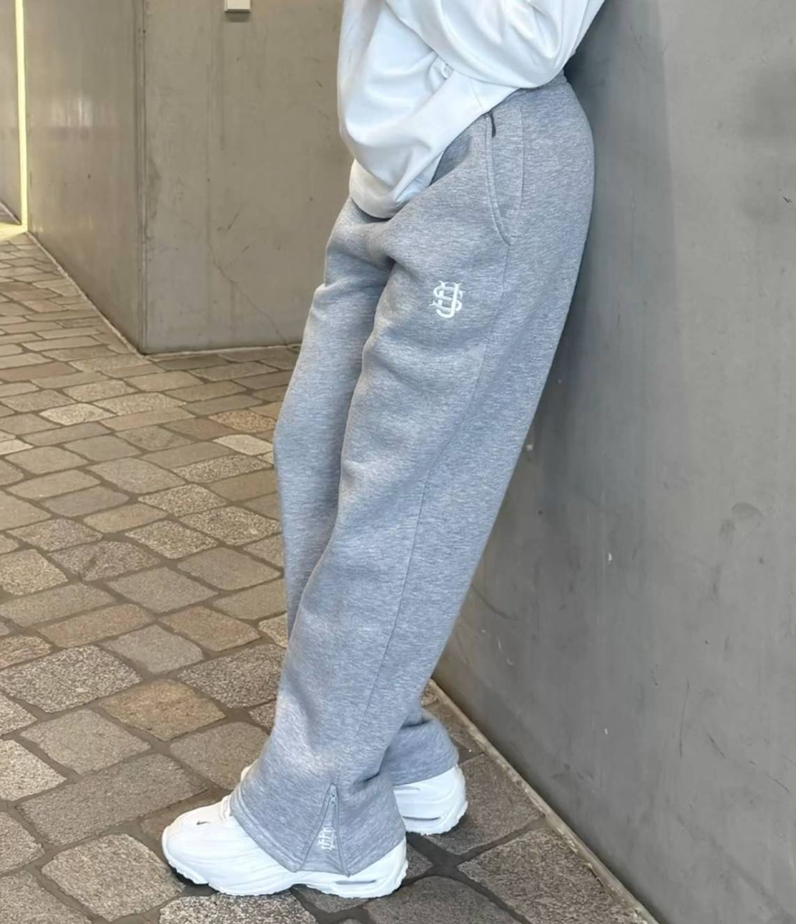 Unisex Embroidered Joggers, High-Street Hip-Hop Sweatpants, Streetwear Casual Pants With Zipper Details