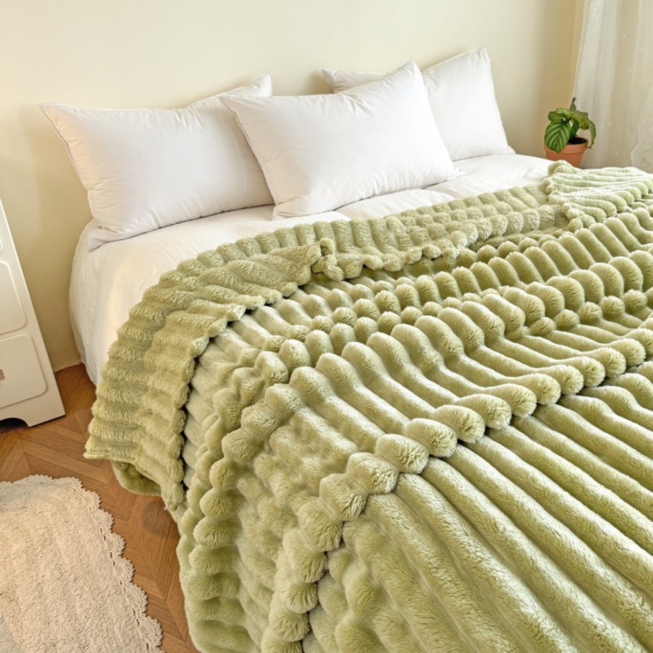 Thickened Wide Strip Rabbit Plush Coral Fleece Milky Fleece Blanket Rabbit Like Fleece