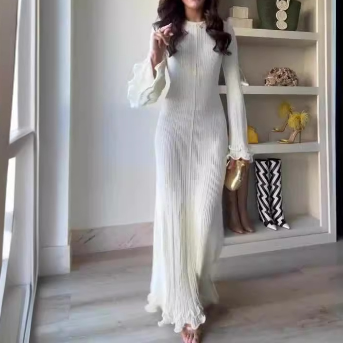 Women's Clothing solid color gentle style round neck trumpet sleeve slim and elegant dress