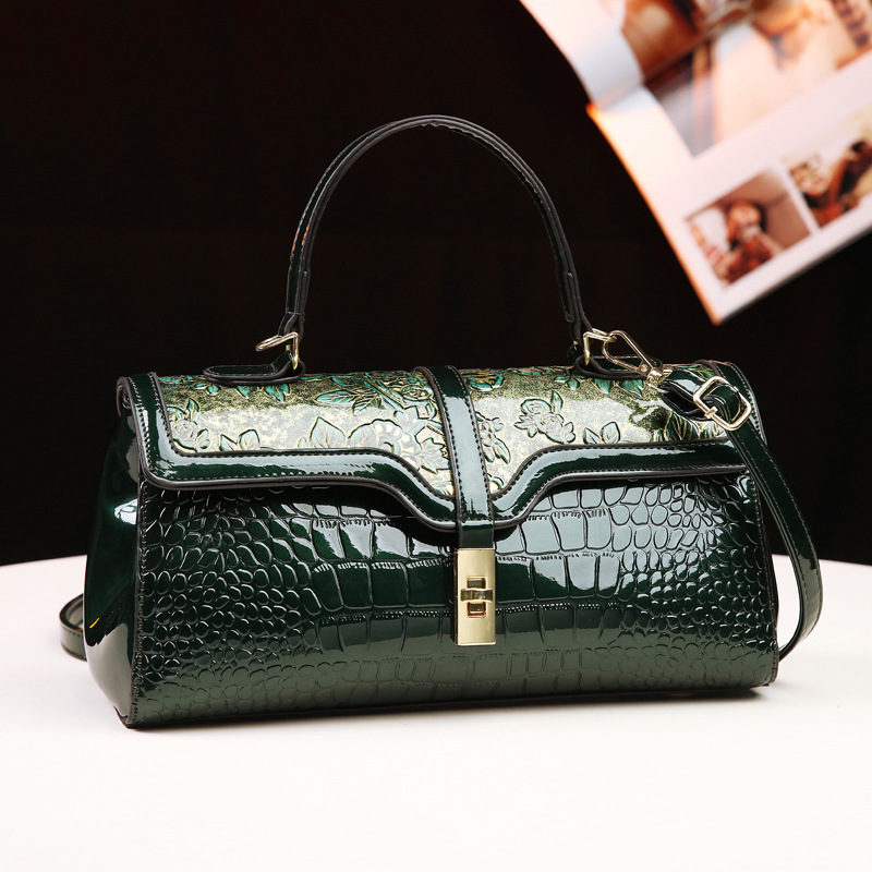 New  bright leather women's bag flip bag noble printing trendy hand held shoulder multi compartment messenger bag mom bag