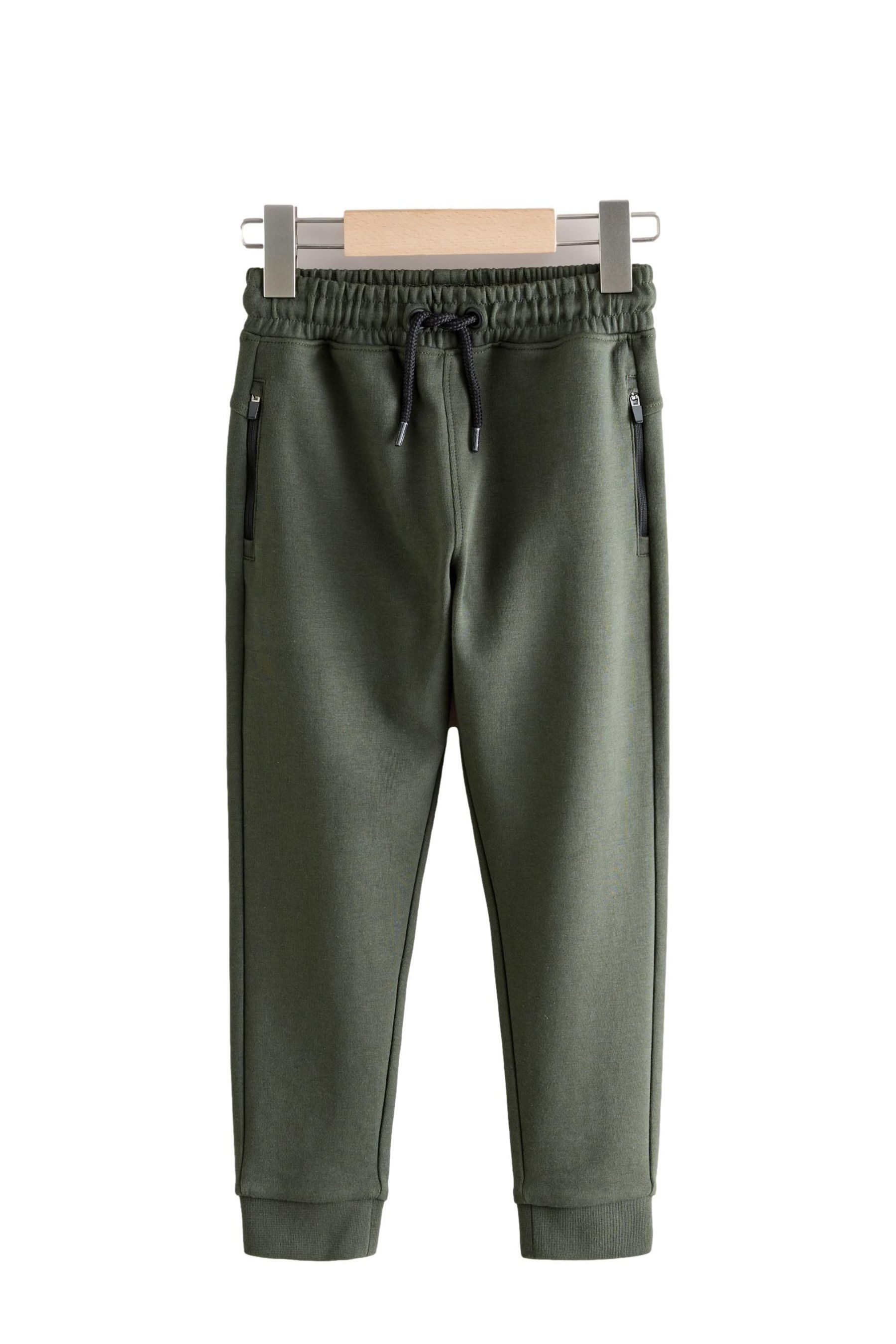 Next Jogginghose Sportliche schmale Jogginghose (1-tlg)