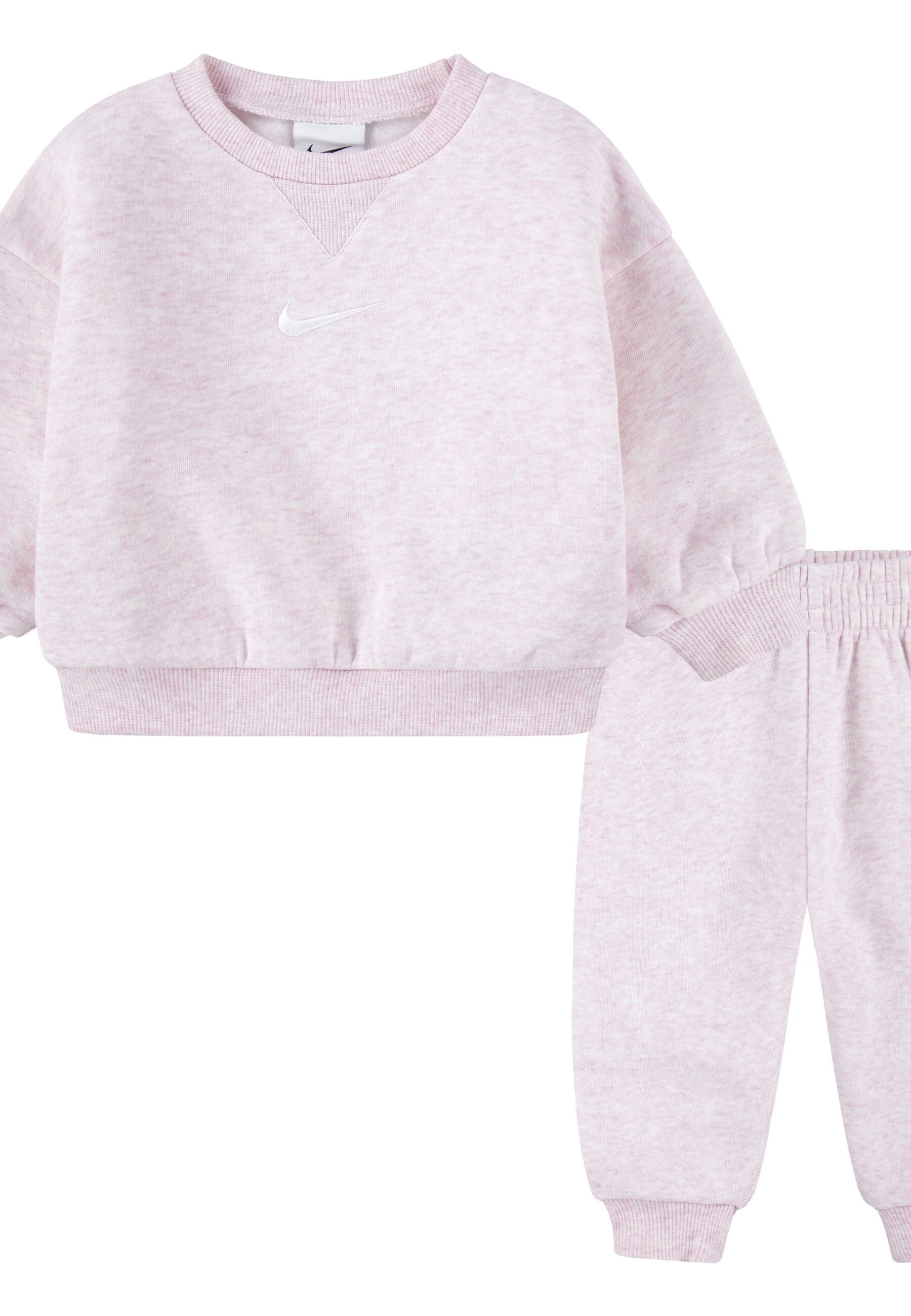 Nike Sportswear Jogginganzug NKN ESSENTIAL FLEECE