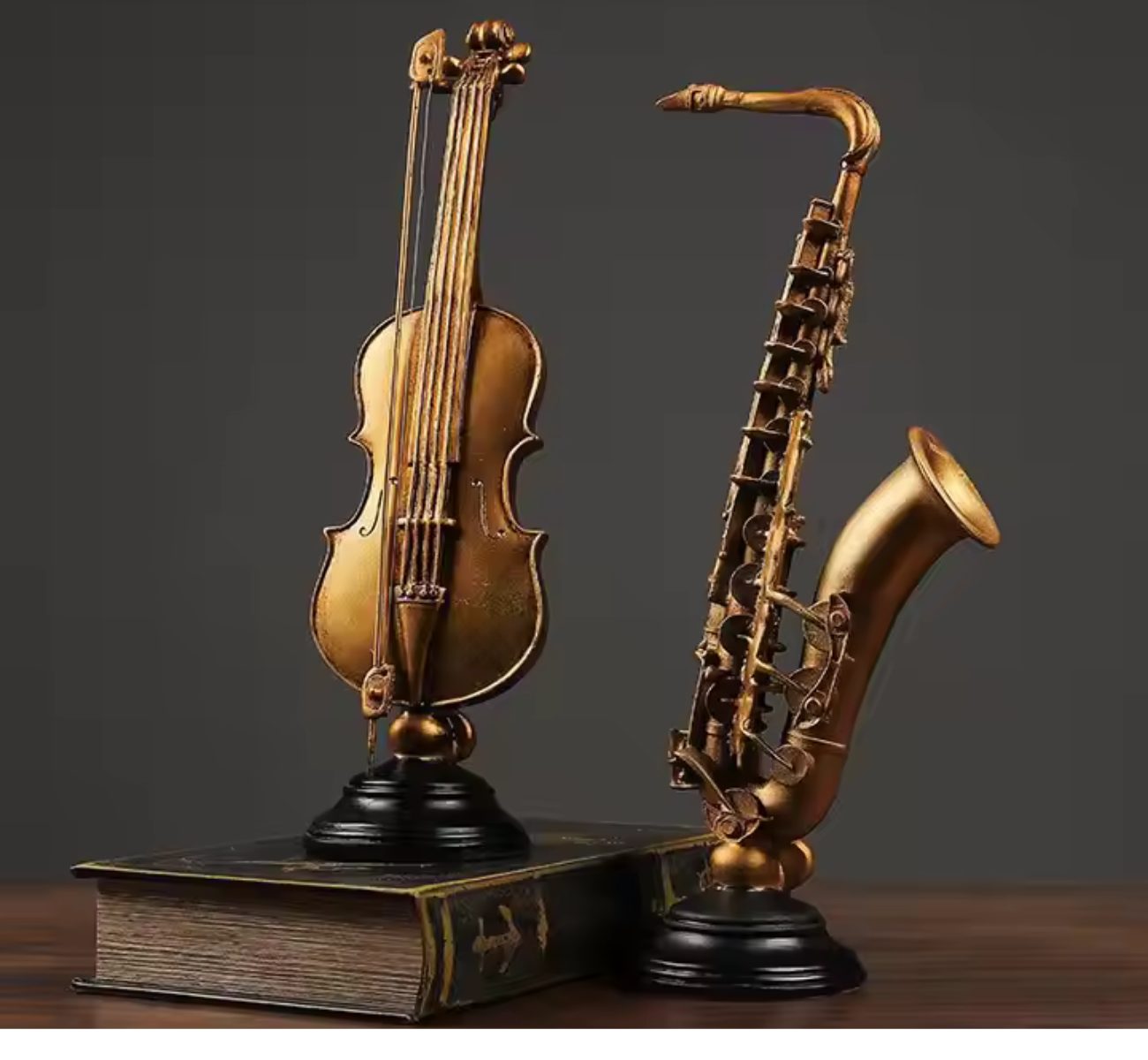Quality Elegance Dekofigur Musikinstrumente-Deko aus Harz