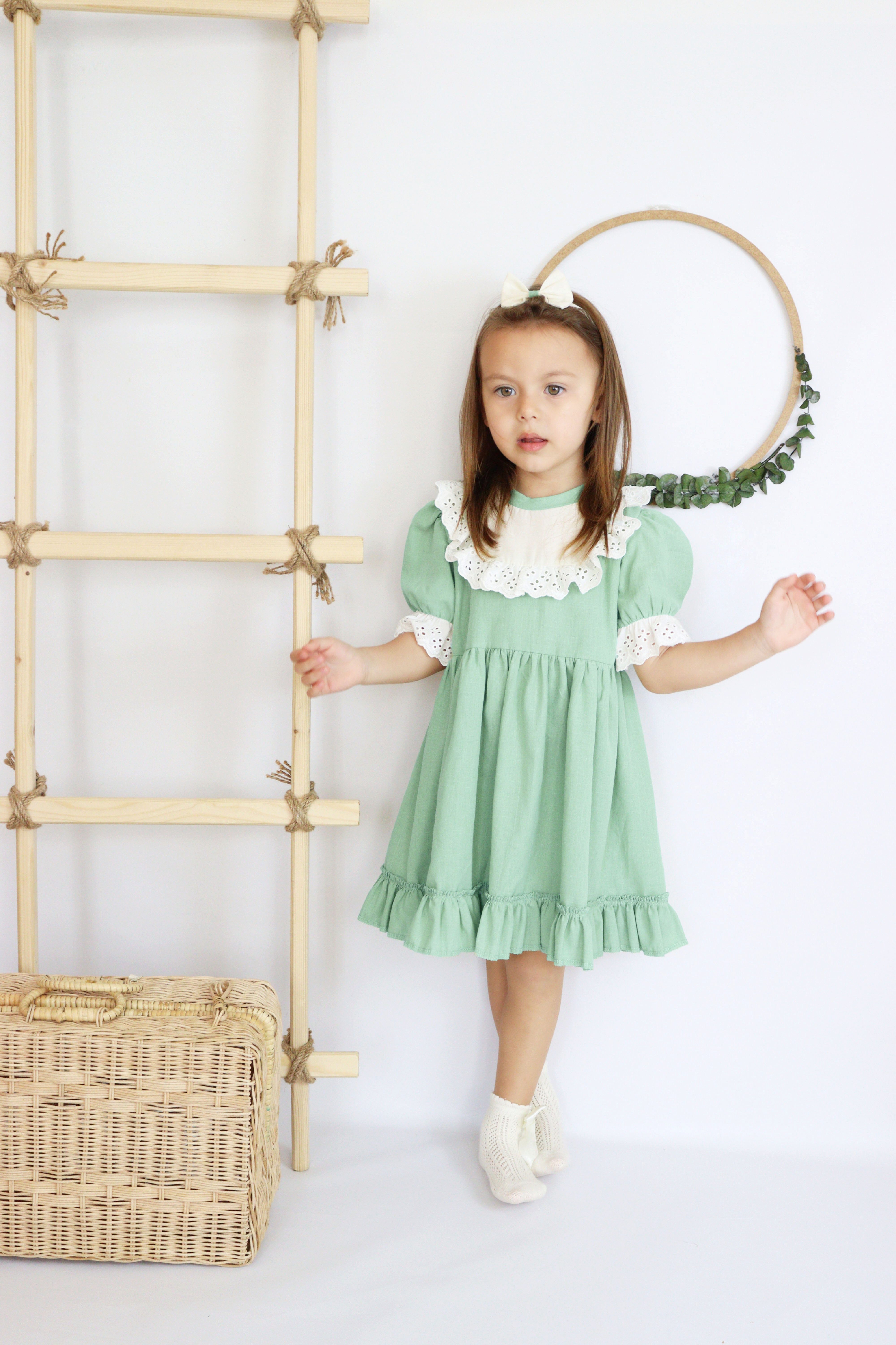 Parla Kids Sommerkleid Mintfarbenes Kleid kurzärmelig