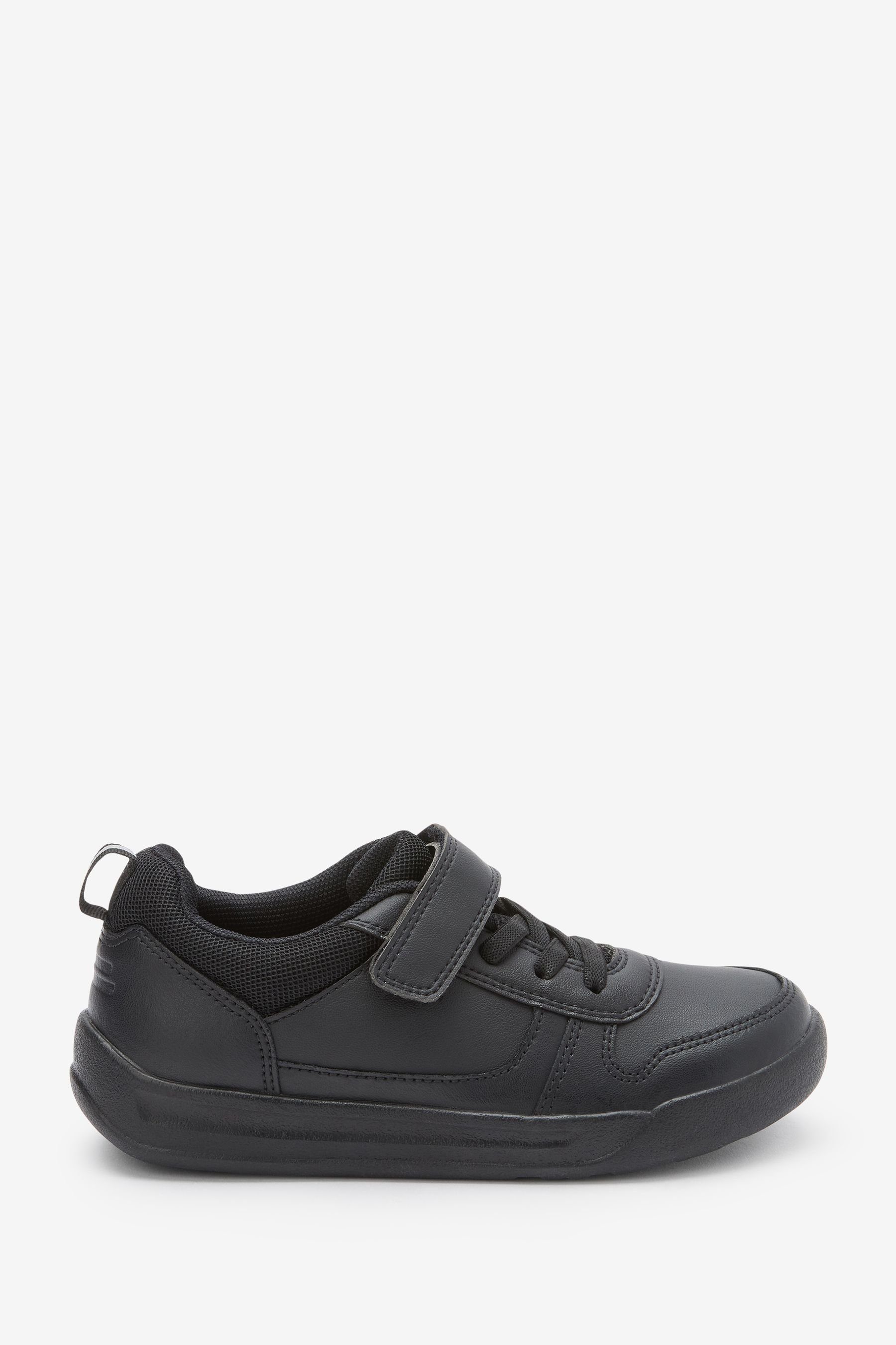 Next Schul-Turnschuhe aus Leder Sneaker (1-tlg)